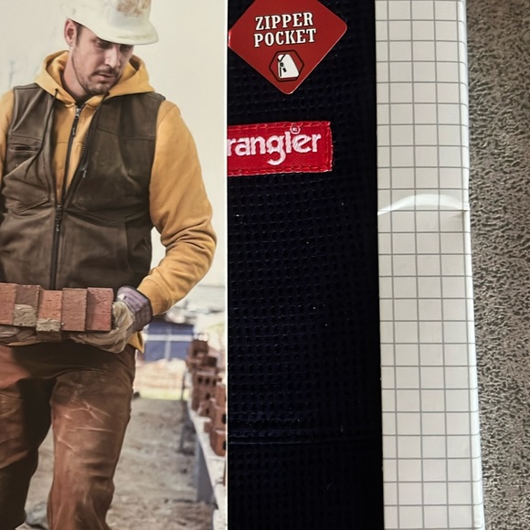 Wrangler Men’s Heavyweight Thermal Top Blue Size Medium New in Package - Picture 3 of 3